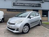 TOYOTA VERSO