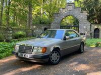 MERCEDES-BENZ 230