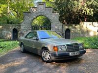 MERCEDES-BENZ 230