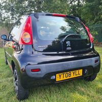 PEUGEOT 107