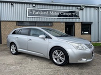 TOYOTA AVENSIS