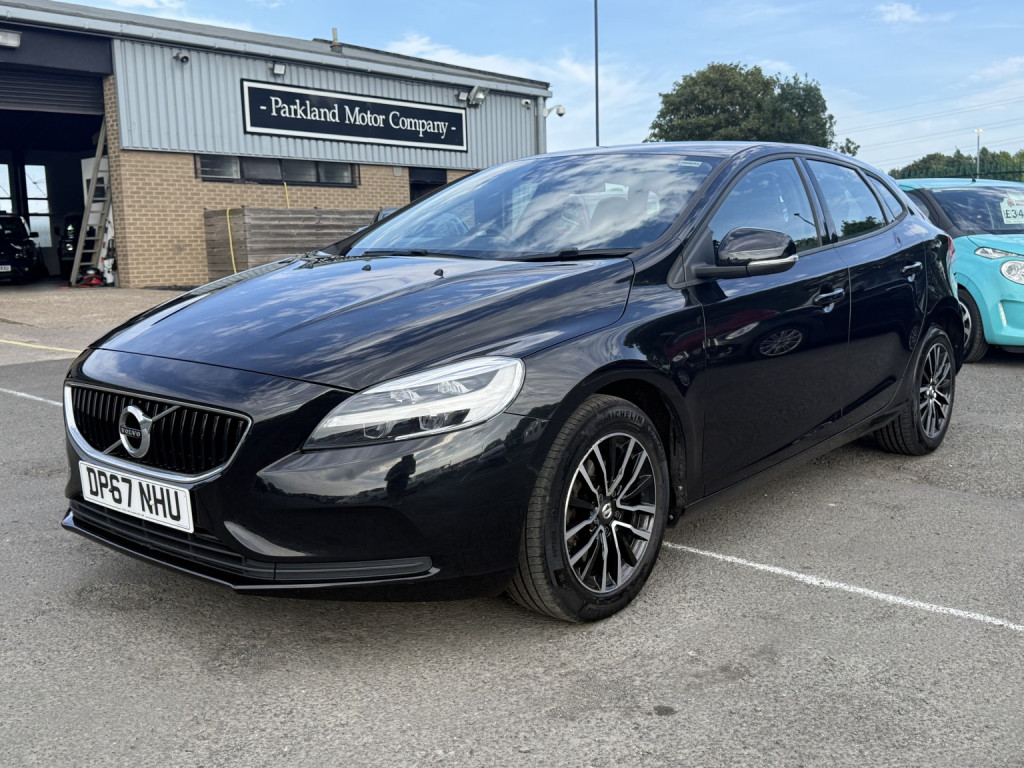 2018 Volvo V40